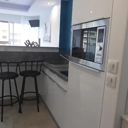 Апартаменты Golden Paradise 007 Port Nat *