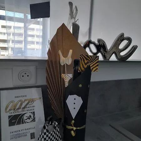 Golden Paradise 007 Port Nat Apartment