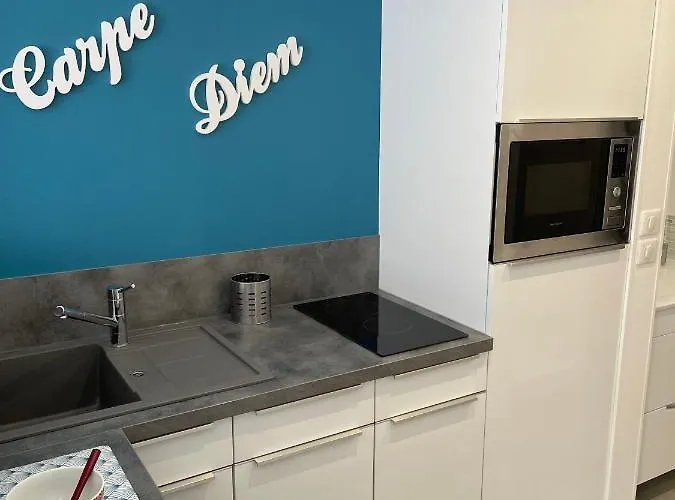 Appartamento Golden Paradise 007 Port Nat